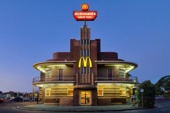 El McDonald's art déco - Clifton Hill, Victoria, Australia
