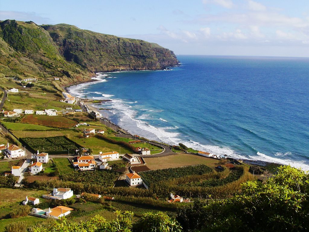 Praia Formosa Açores Portugal eDreams