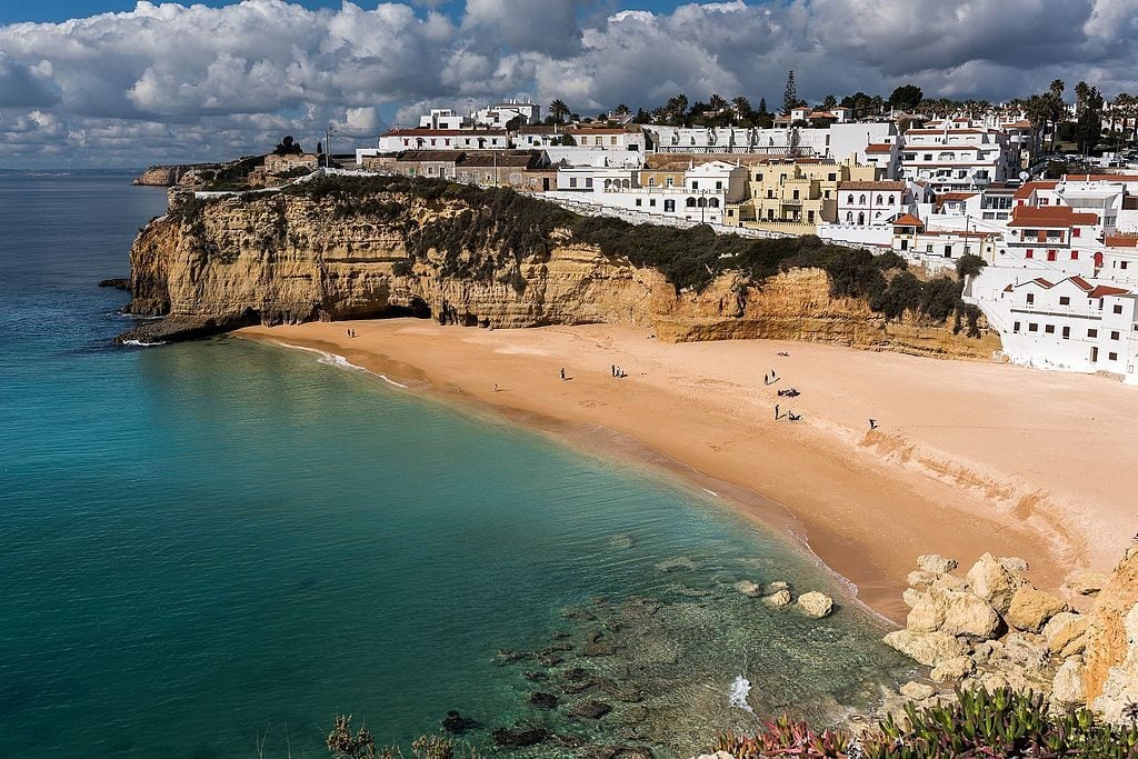 Praia do Carvoeiro, Algarve, Portugal - eDreams