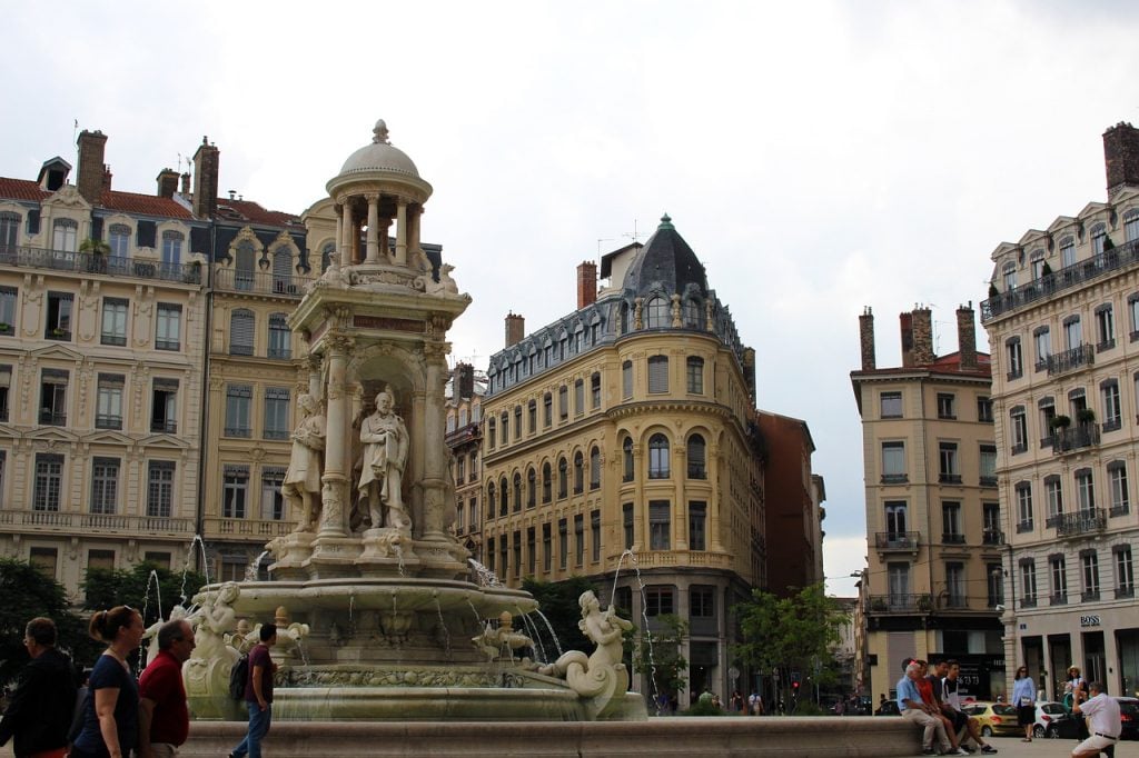 Place des Jacobins Lyon eDreams