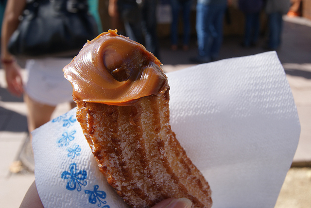 churro dulce de leche