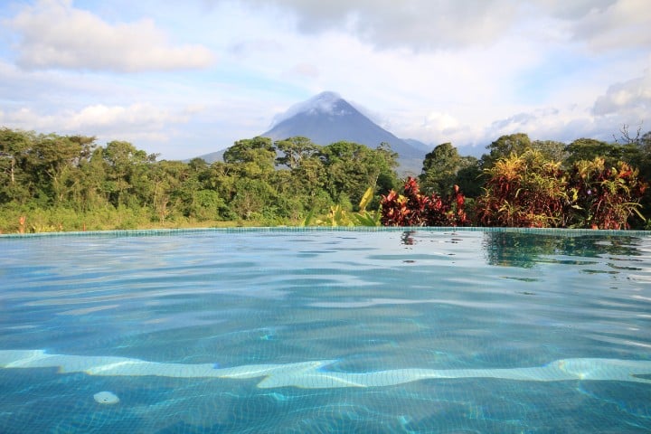 piscine volcan costa rica - blog edreams