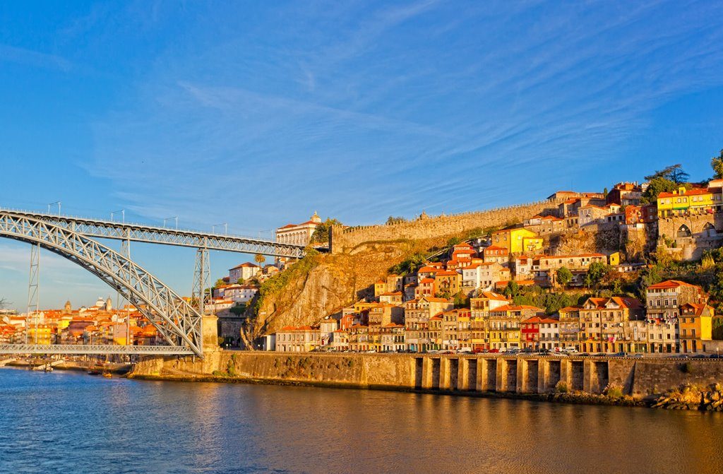 Vue sur le Pont de Luis, à Porto