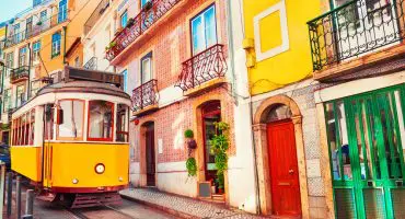 tram 28 lisbonne