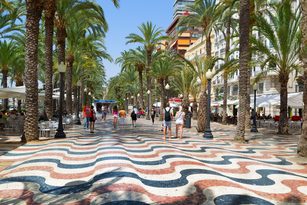 paseo de la explanada de espana alicante