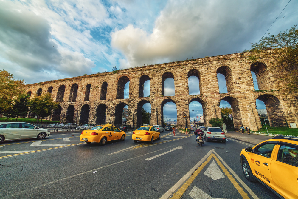 aqueduc de valens istanbul