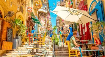 malta-sunny-street-in-valletta