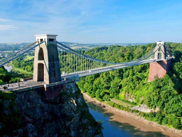 Réserver un vol pour Bristol avec eDreams.fr