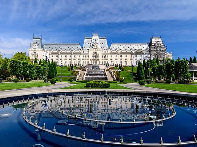 Réserver un vol pour Iasi   avec eDreams.fr