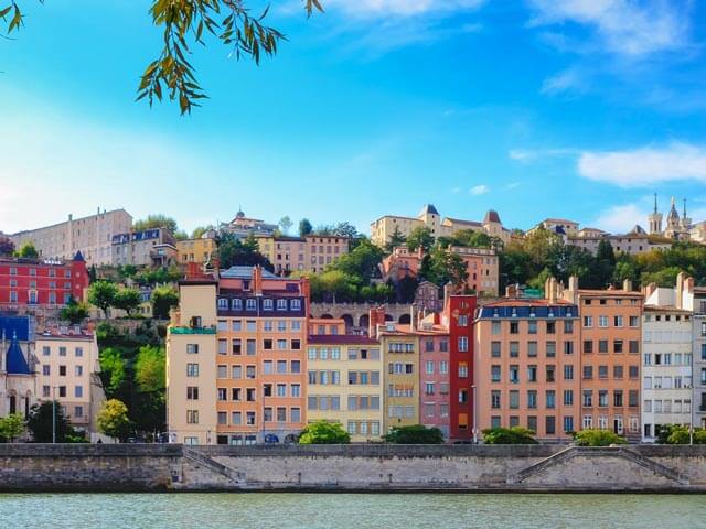 Réserver un vol pour Lyon avec eDreams.fr