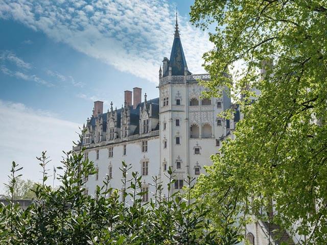 Réserver un vol pour Nantes avec eDreams.fr