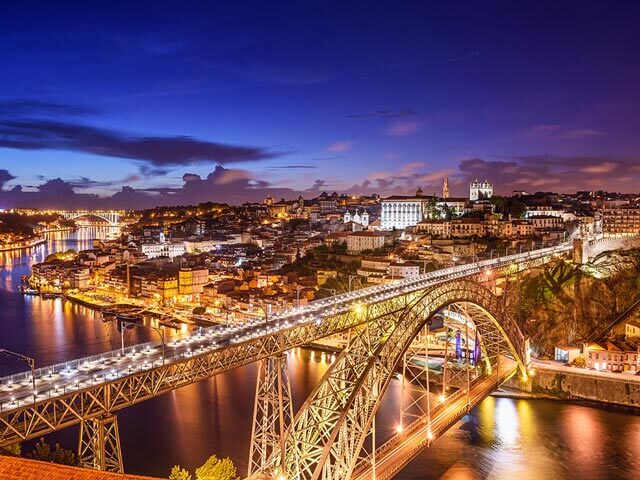 Réserver un vol pour Porto avec eDreams.fr