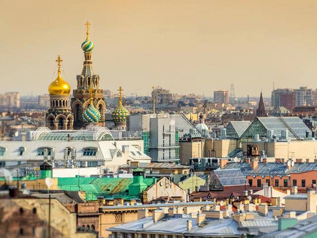 Réserver un séjour vol + hôtel à Saint-Pétersbourg  avec eDreams