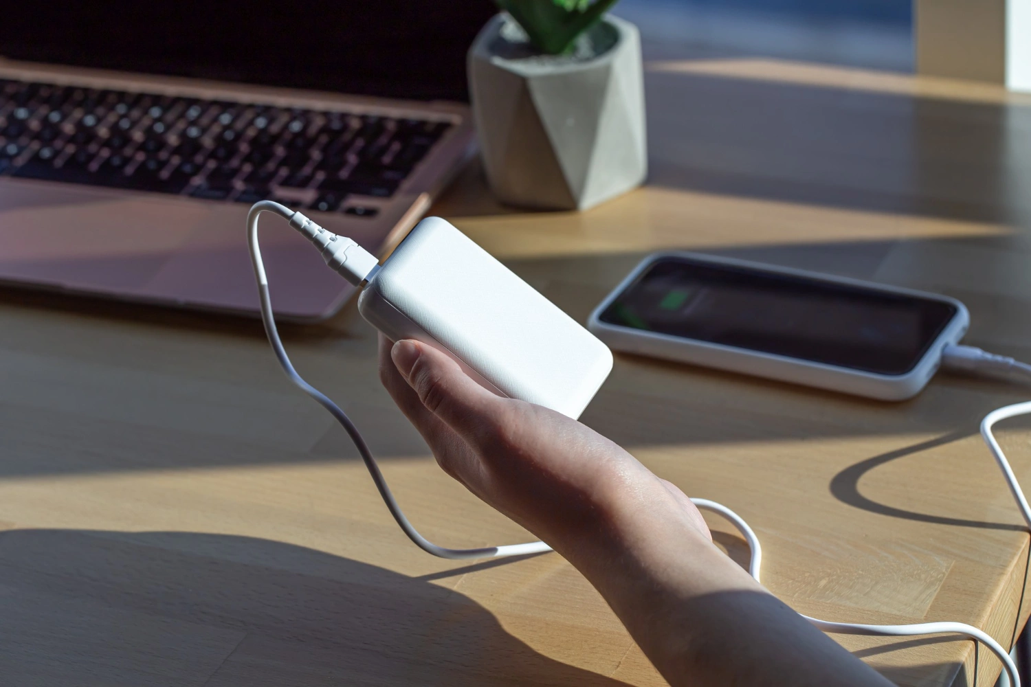 Powerbank et batterie lithium en cabine